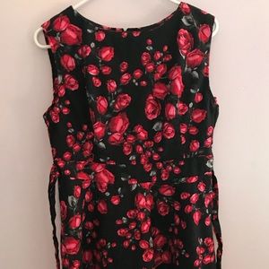 Sleeveless 1950s Fit and Flare Dress